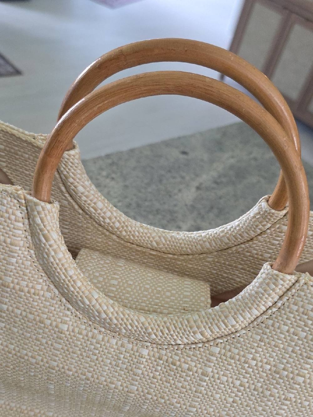 GAP Woven Straw Tote Bag with Wooden Handles - Natural - Picture 2 of 8
